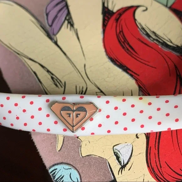 Girl’s Roxy X Disney Little Mermaid Ariel Flip Flop Sandals - Picture 10 of 10